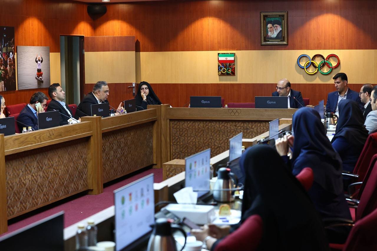 المپیک | فدراسیون جلسه مدیران فدراسیون فوتبال در کمیته ملی المپیک