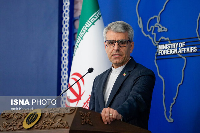 انتقاد ایران از نقش «اخلالگرانه» فرانسه